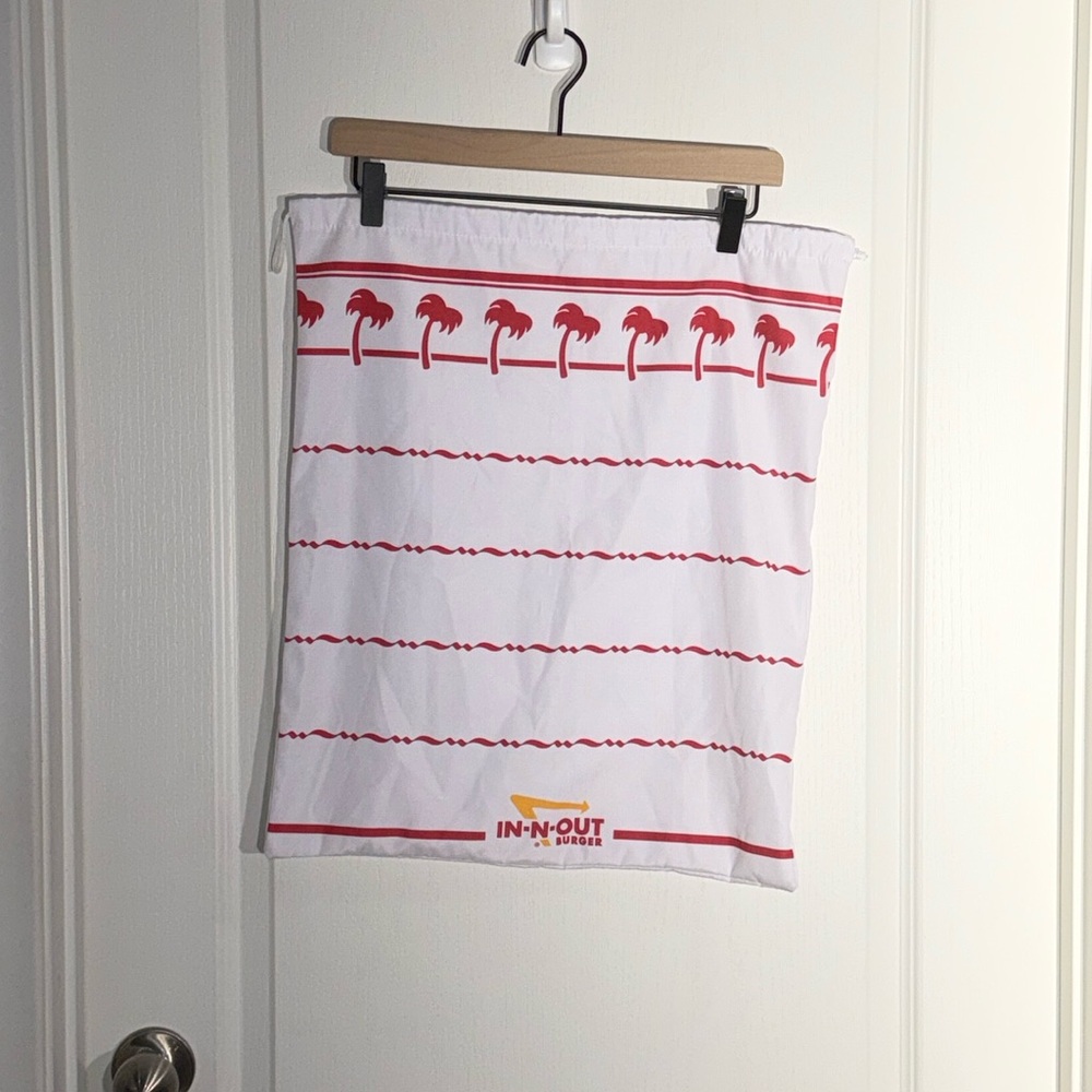 In-N-Out Burger White and Red Drawstring Bag